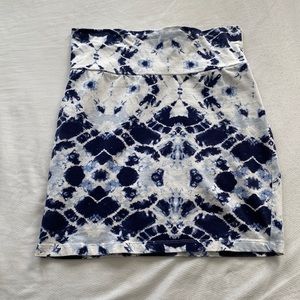 Charlotte Russe, mini skirt, Blue tie dye pattern, Size M
